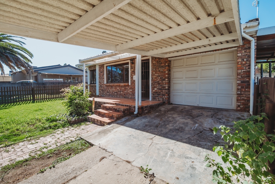 5 Bedroom Property for Sale in George South Western Cape